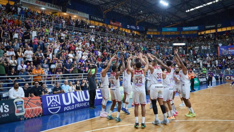 Franca Basquete vence Minas e empata