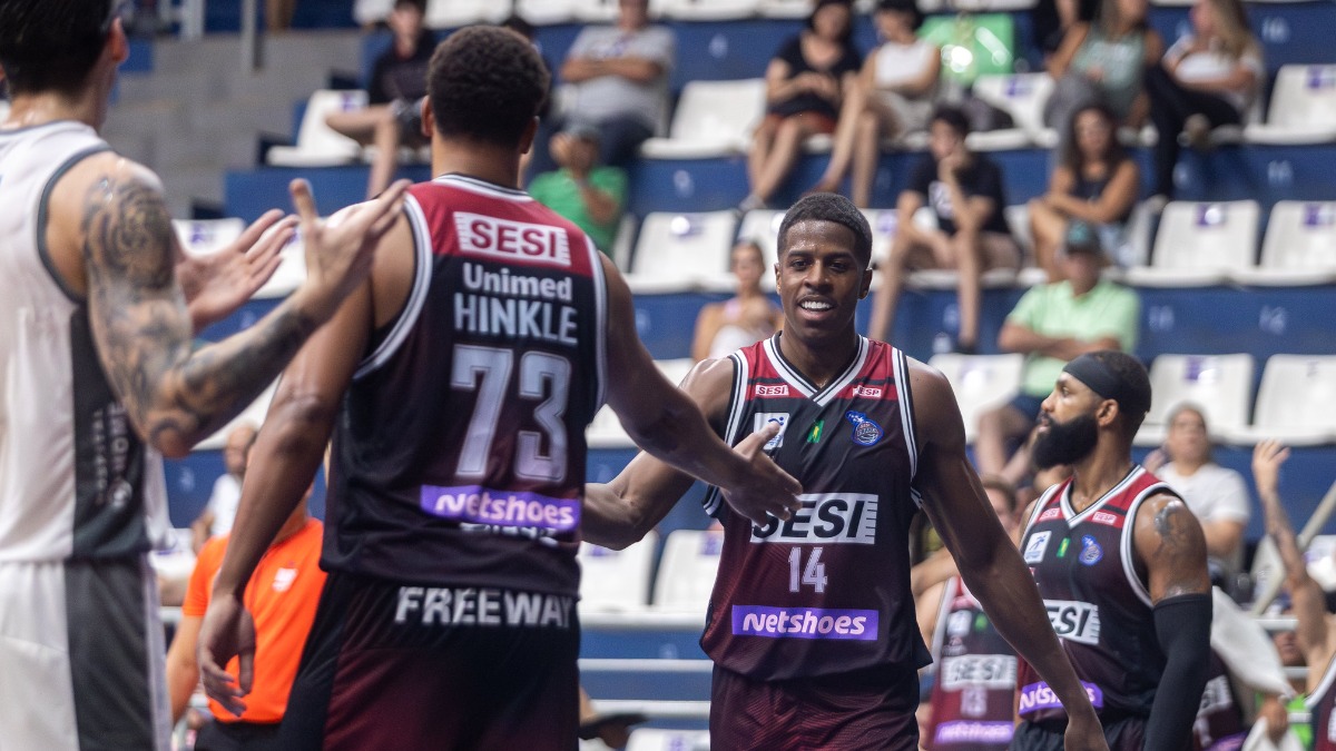 Franca Basquete encara o Brasília em