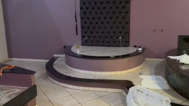 Homem é agredido por criminosos e