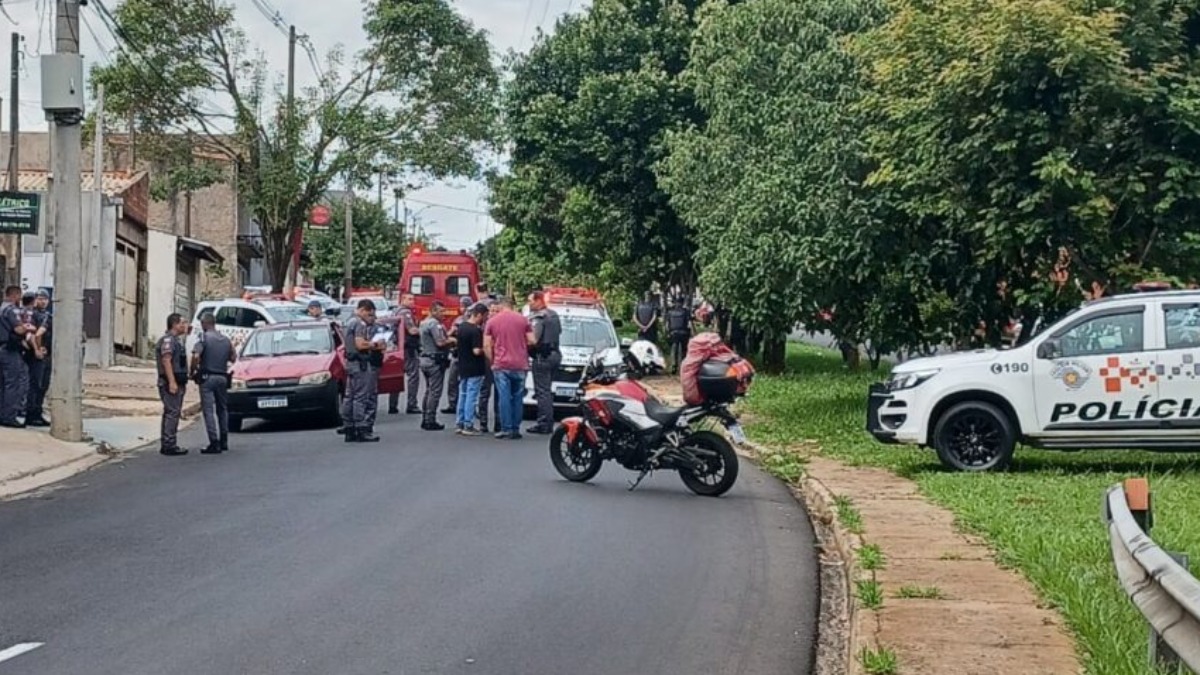 Homem morre baleado no pescoço durante