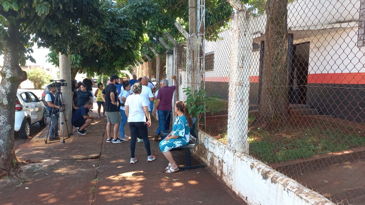 Famílias aguardam identificação dos corpos da