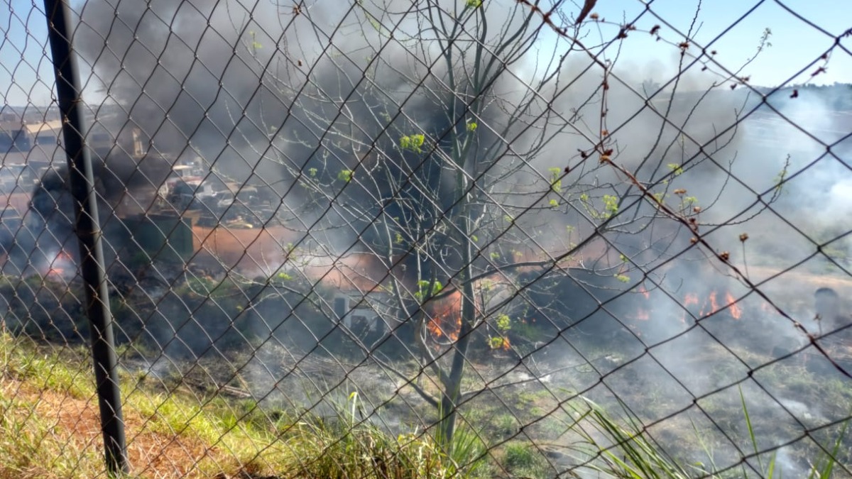 incêndio terreno