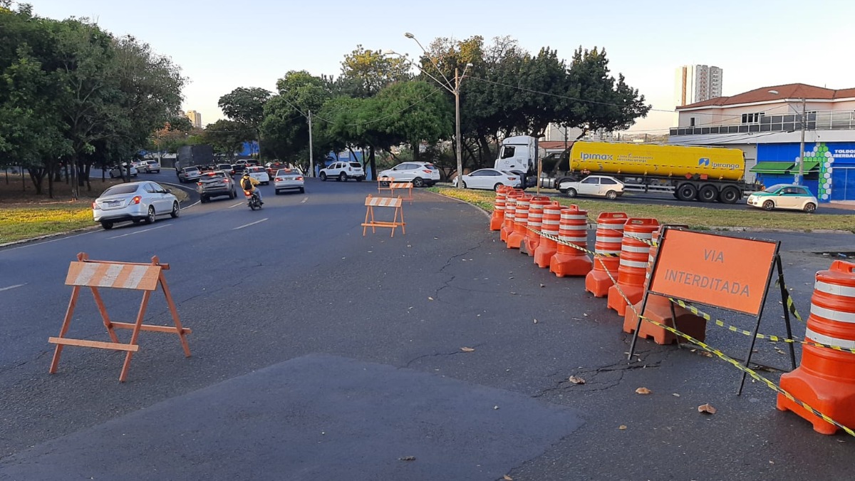 Interdição rotatória Treze de Maio Castelo Branco