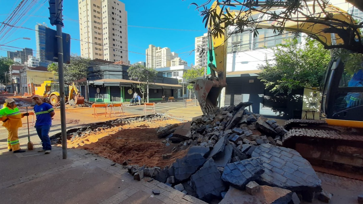 interdição rua Florêncio de Abreu