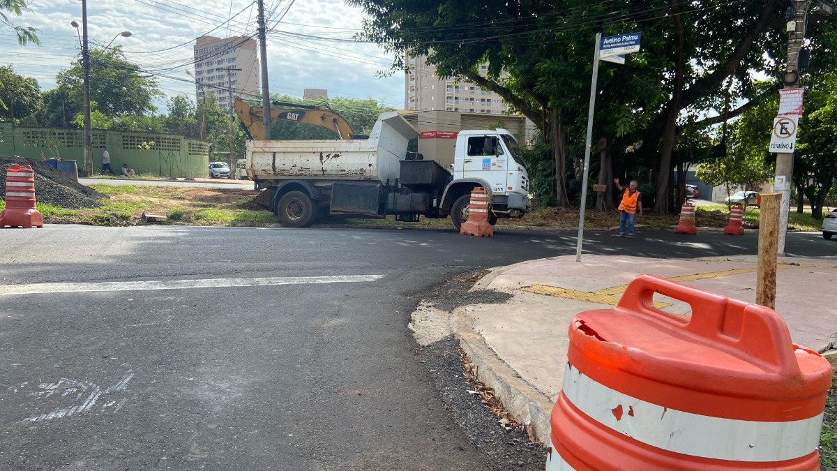 RP Mobi interdita trecho da avenida