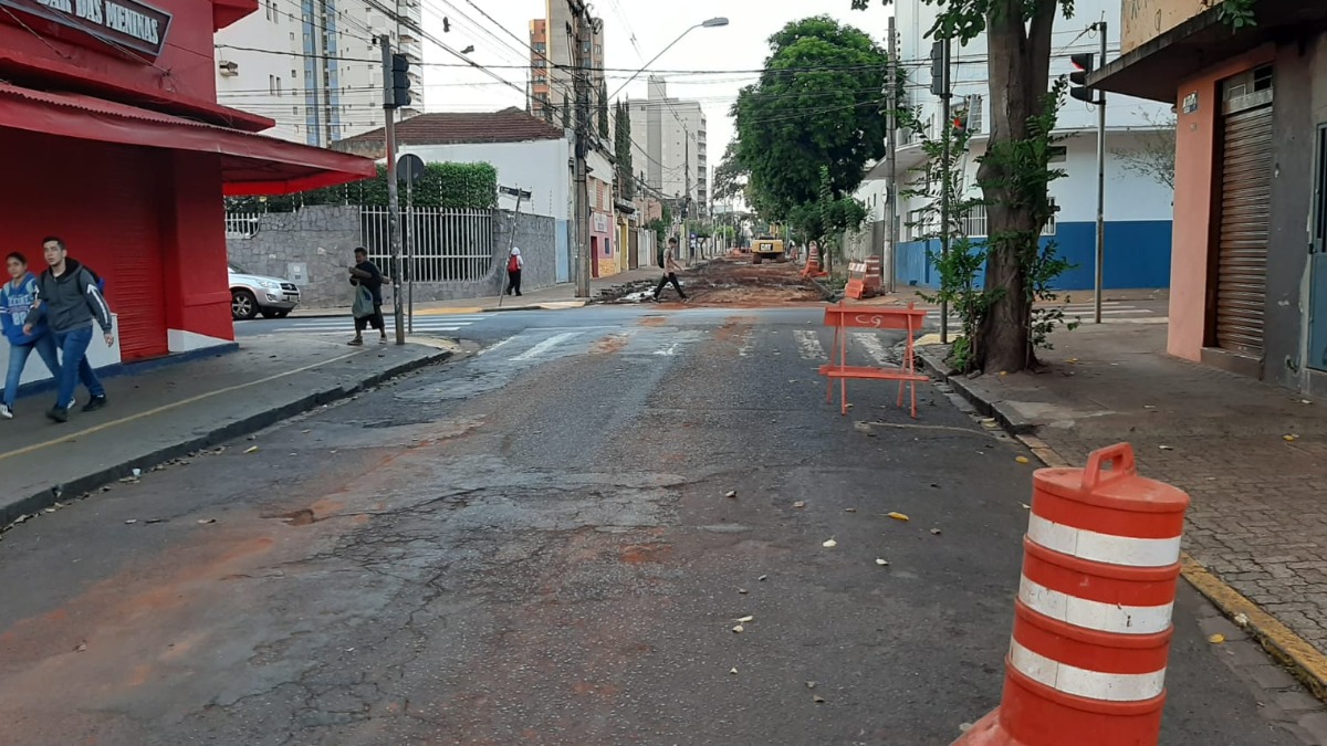 interdição rua Florêncio de Abreu