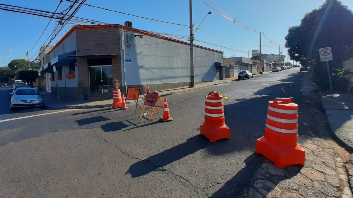 interdição rua Cesário Mota