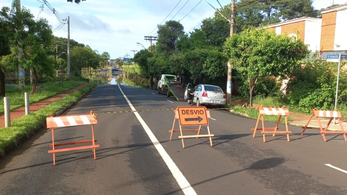 interdição Avenida Paschoal Innechi