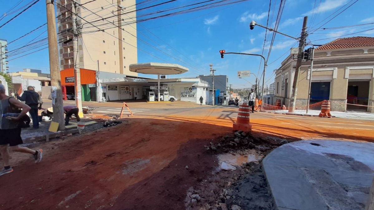 interdição rua Florêncio de Abreu