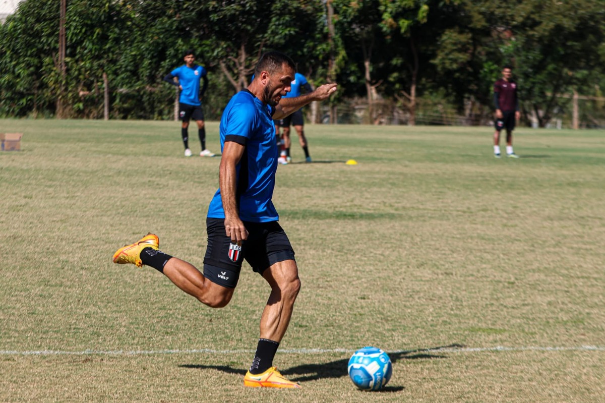 Edson Cariús gols Botafogo-SP