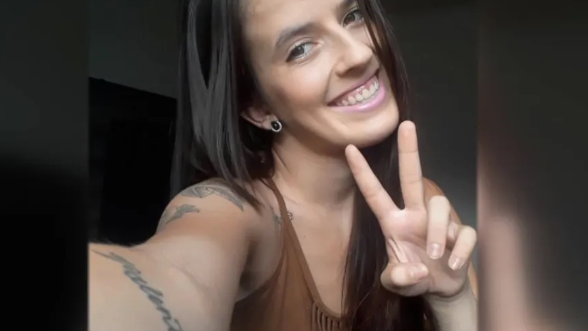 mulher baleada morta