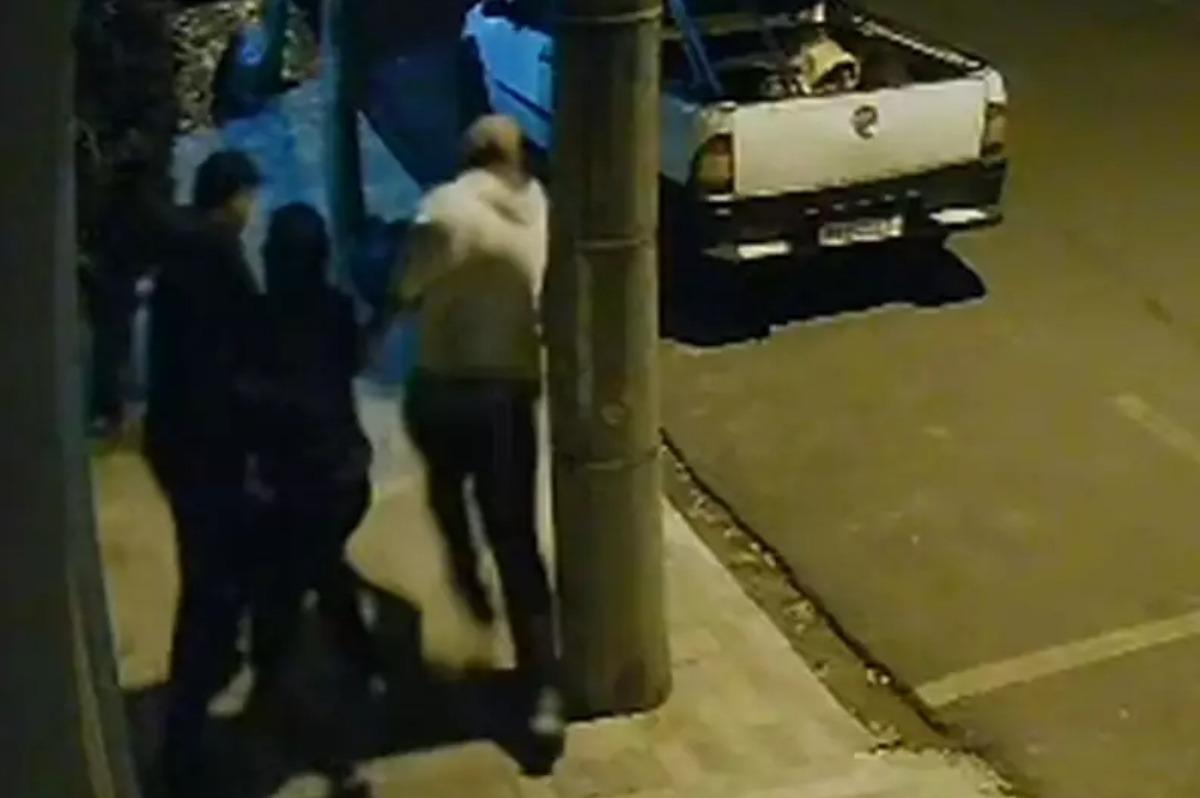 assalto a residência