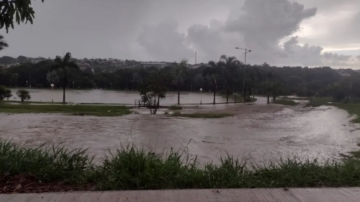 chuva forte desabrigados