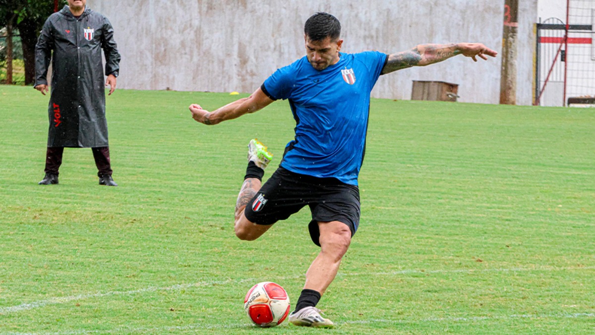 Leandro Maciel Bota-SP
