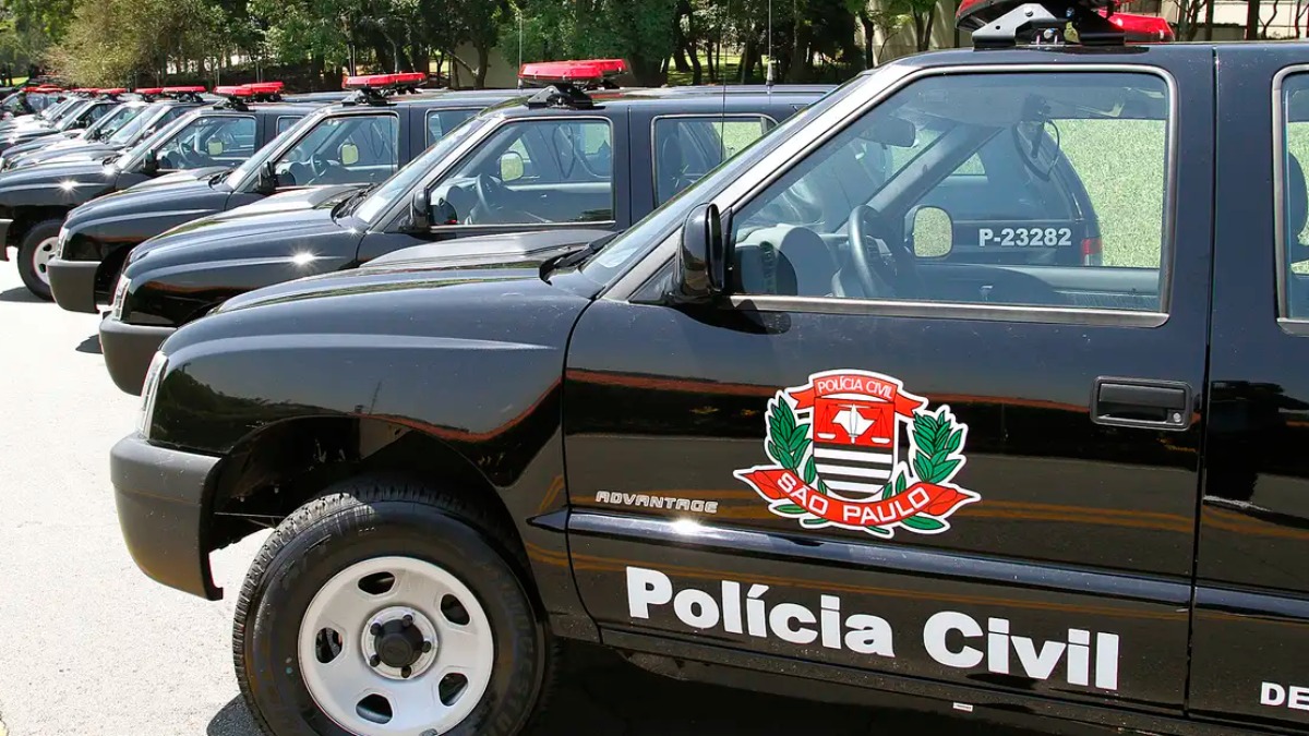 Polícia Civil encontra caminhão com 400