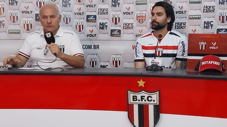 Botafogo-SP x América-MG