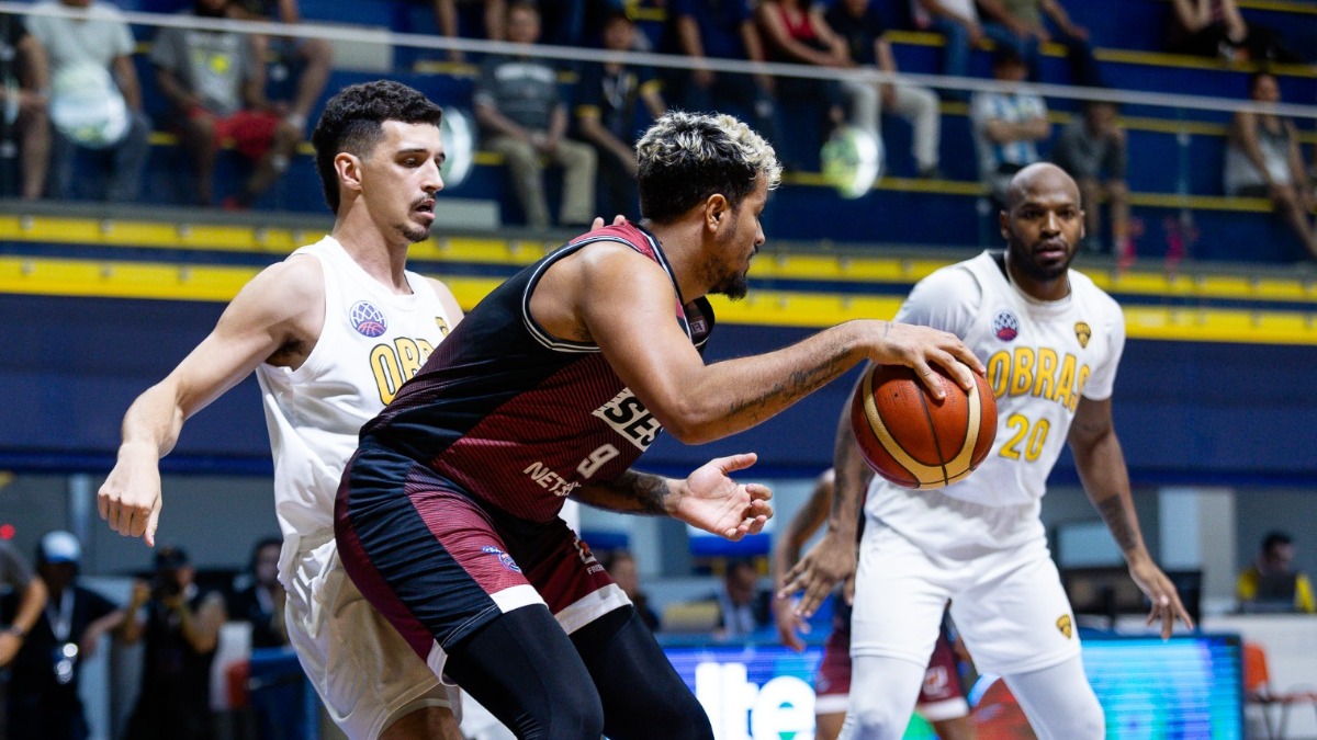 Franca bate Obras Sanitárias