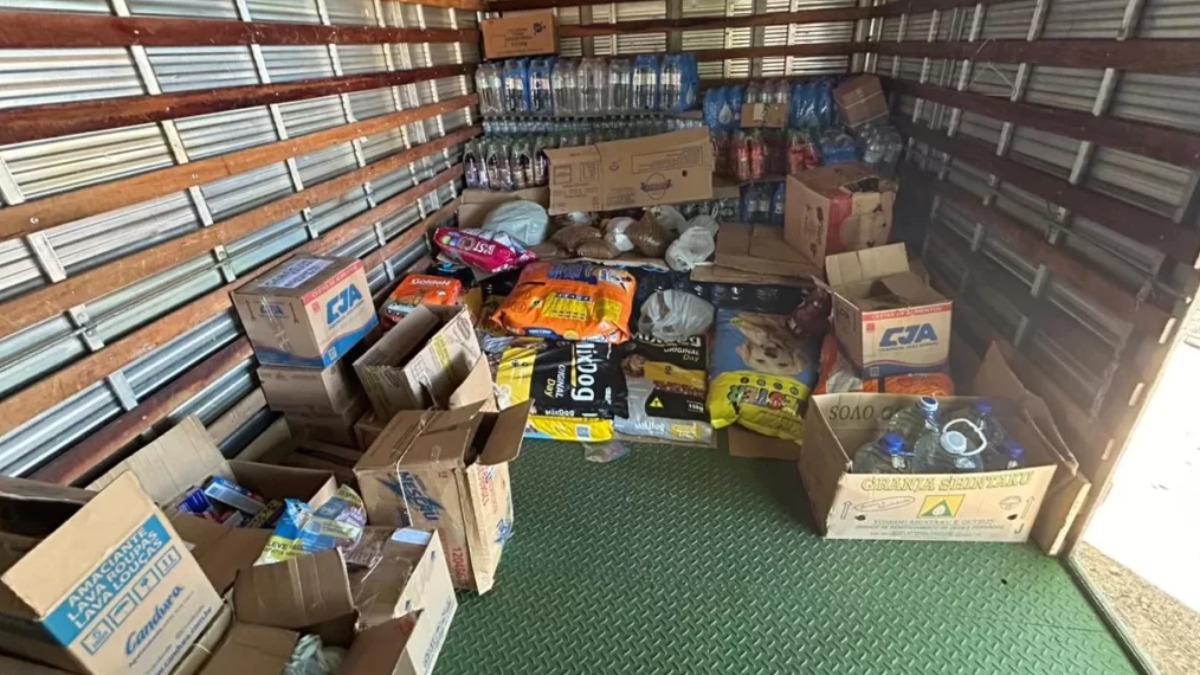 Caminhão donativos São Carlos