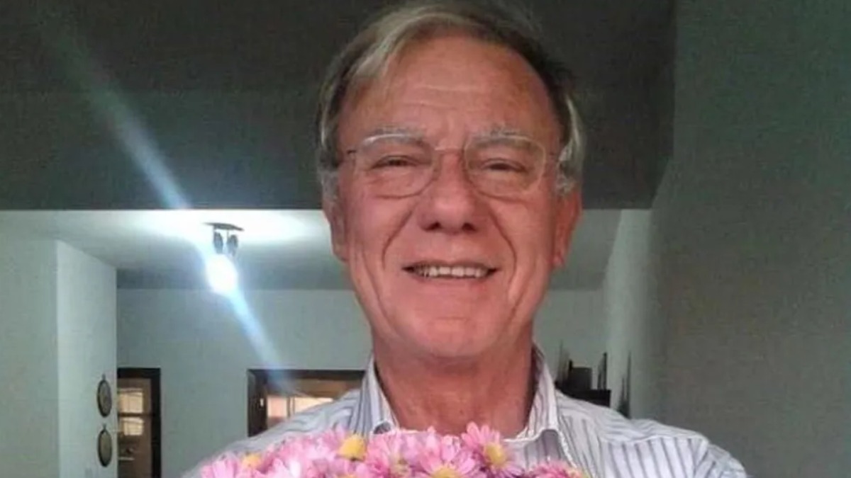 professor morto a facadas