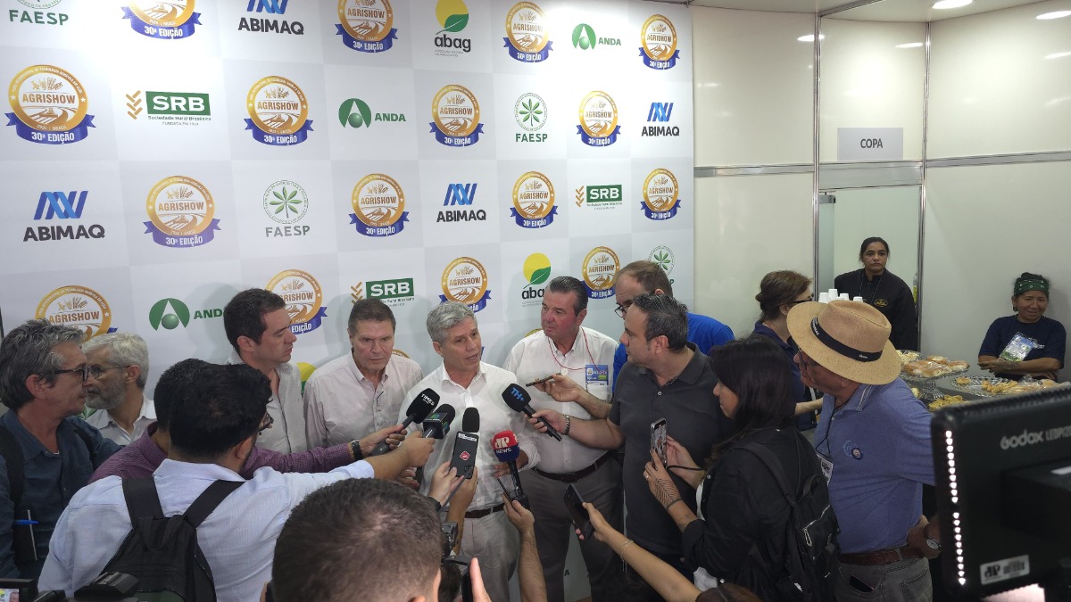 Ministro do Desenvolvimento Agrário aponta vantagens