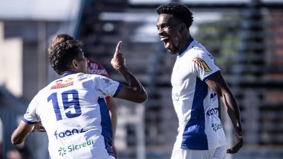 Monte Azul e Sertãozinho se classificam