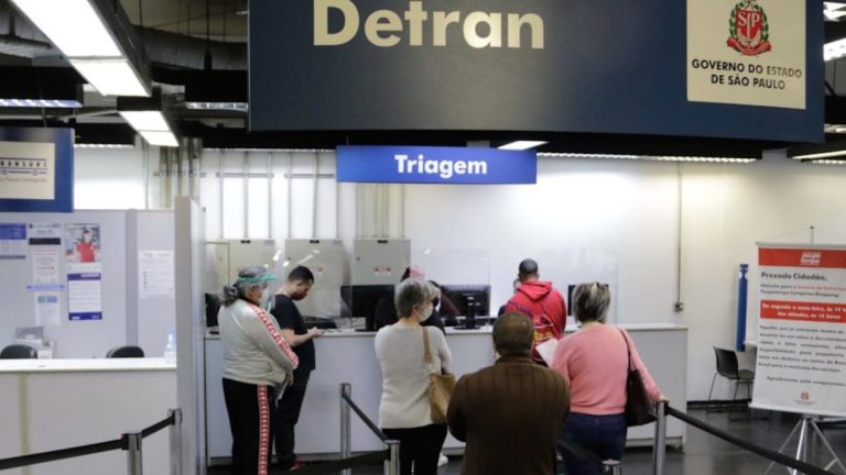 emplacamento veículos Detran-SP