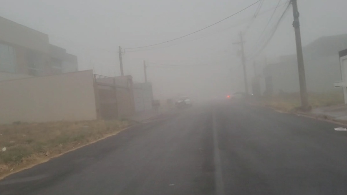 Franca amanhece gelada e coberta