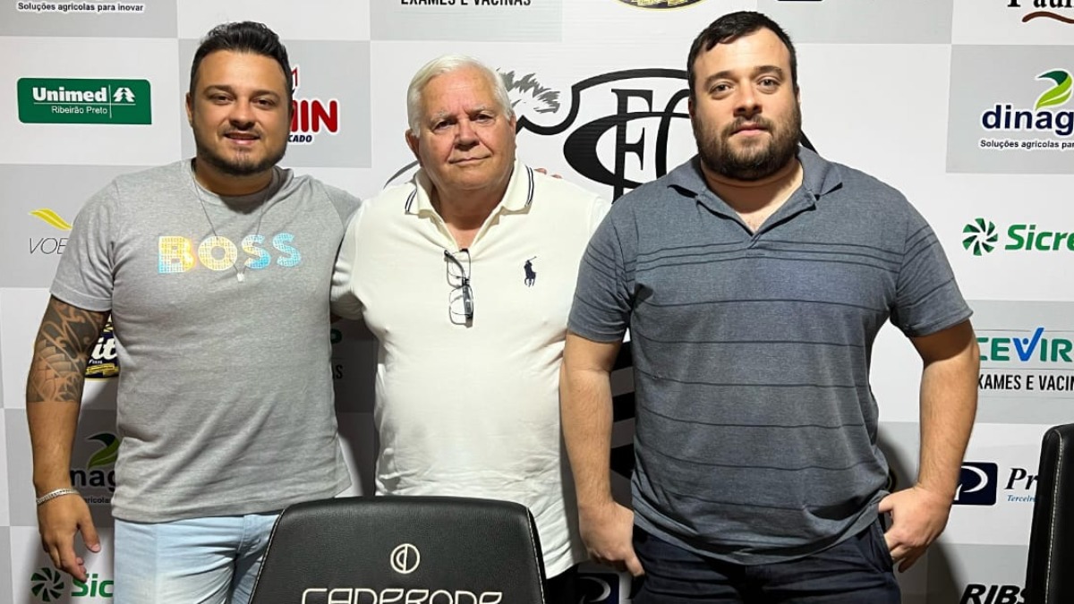 Comercial aguarda proposta de SAF para