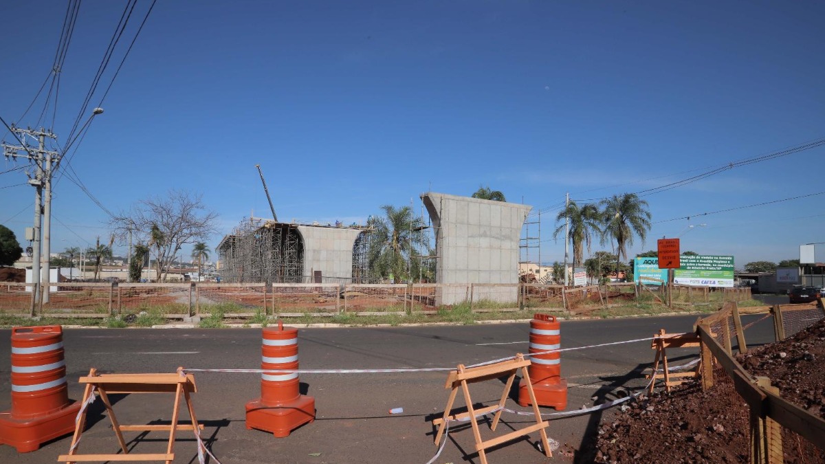 obras viadutos Ribeirão