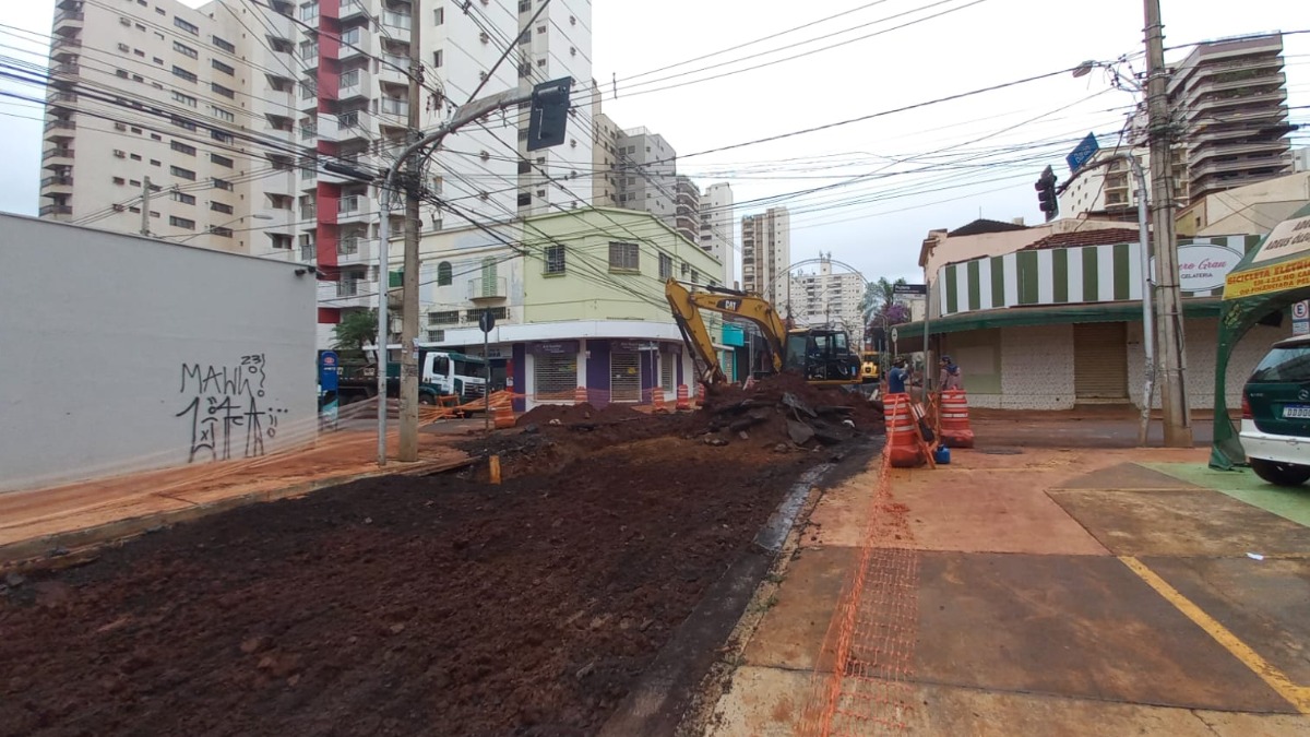 obras rua Barão do Amazonas