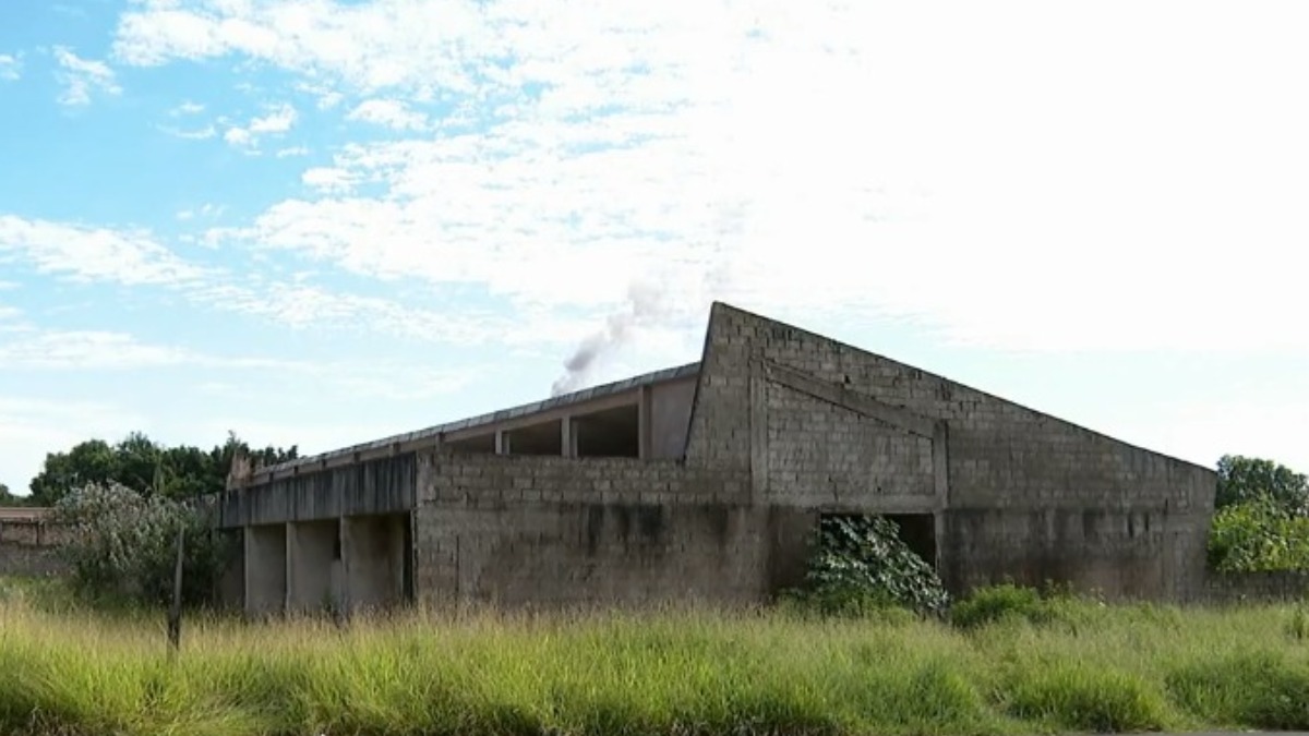Obras públicas paradas