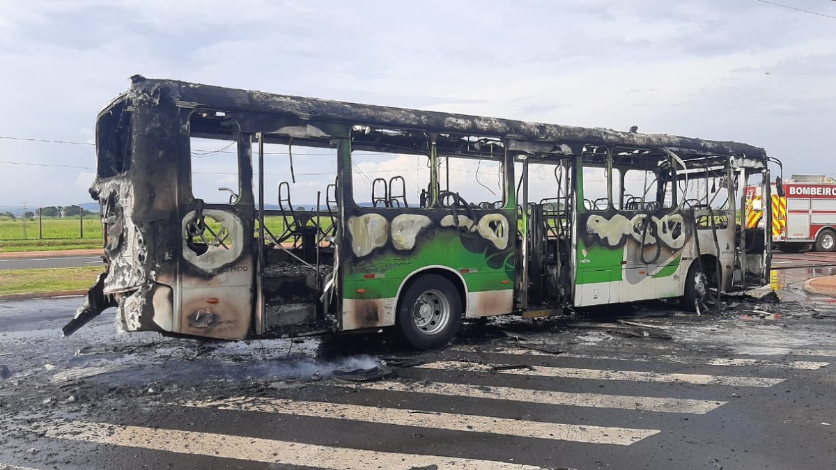 incêndio ônibus Ribeirão Preto