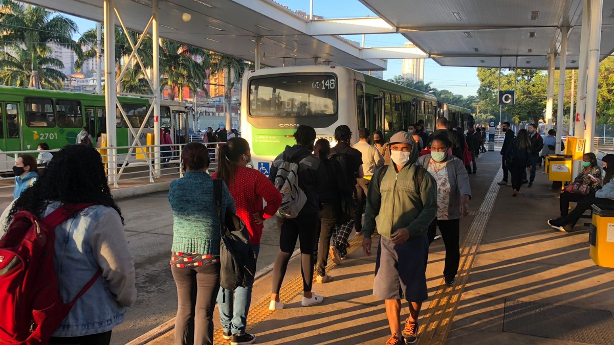 ônibus em Ribeirão Preto