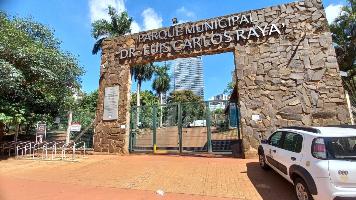 Parque Luis Carlos Raya é fechado