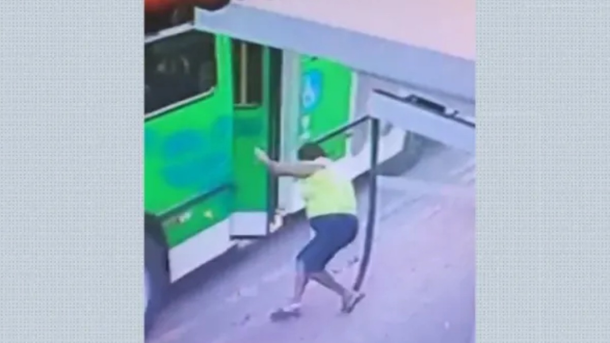 fratura antebraço ônibus