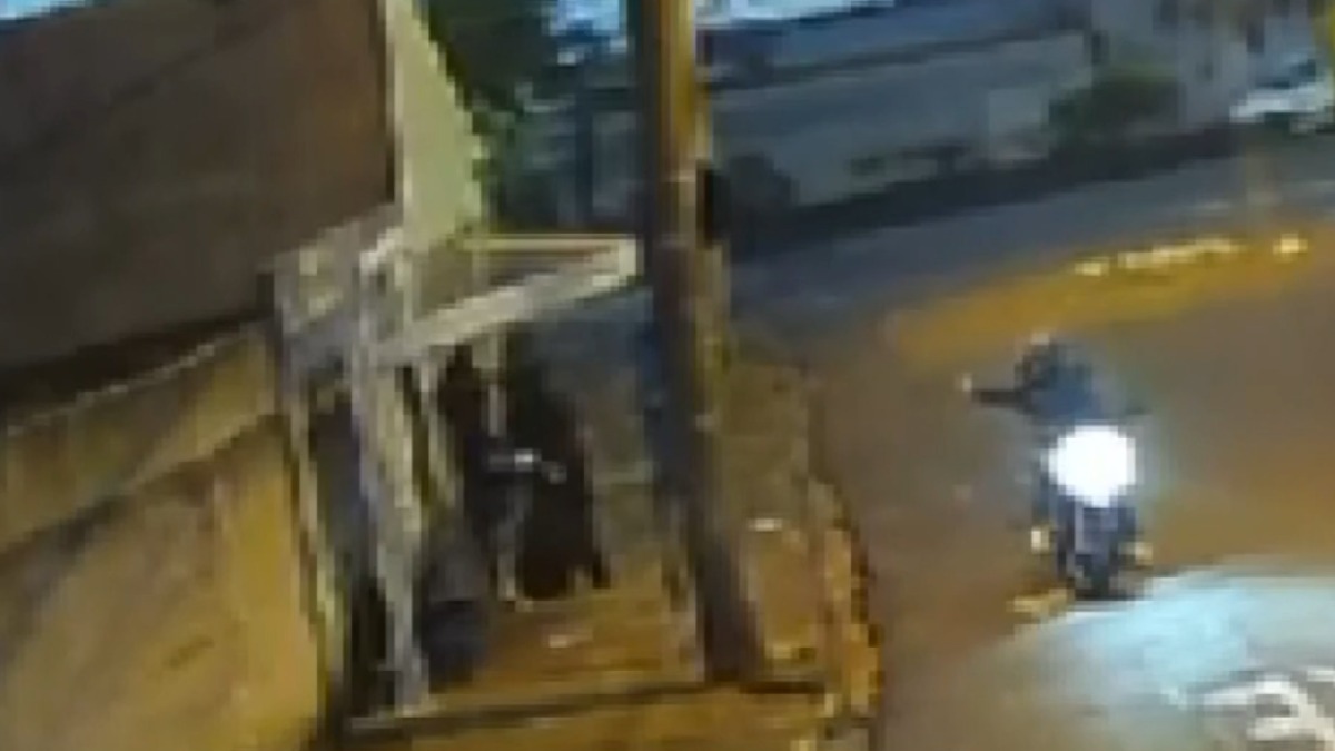 Passageiros são assaltados em ponto de