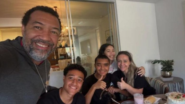 Família divulga primeiras fotos de Pedro