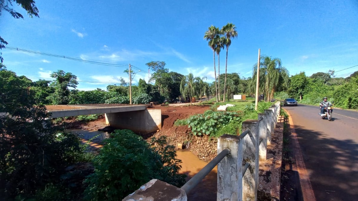 Ponte no Royal Park interditada a