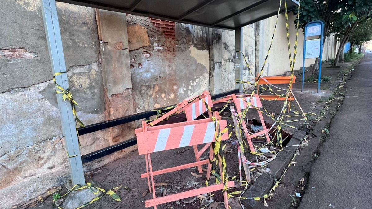 manutenção pontos ônibus