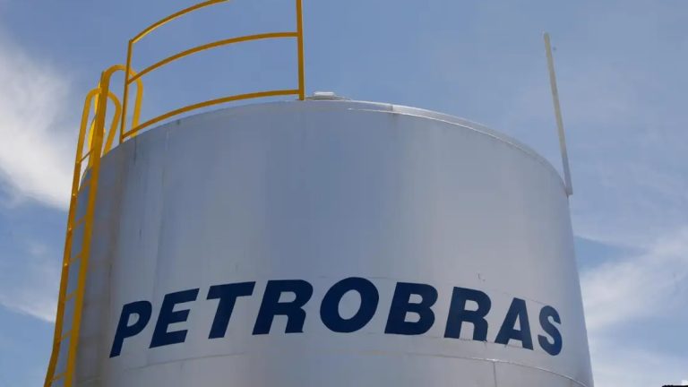 Mesmo com anúncio da Petrobras