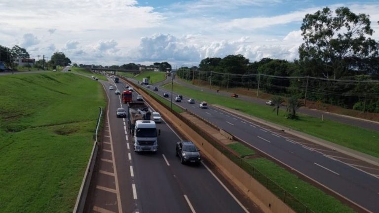 Mais de 350 mil veículos devem