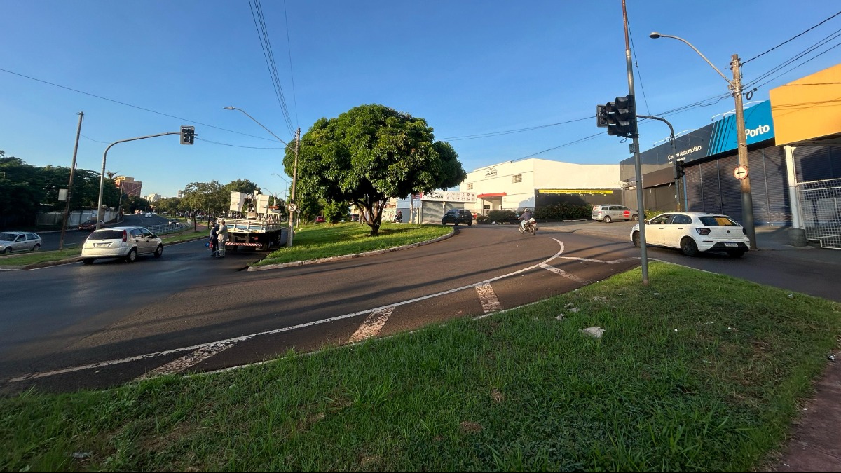 Furto de fiação deixa semáforos sem