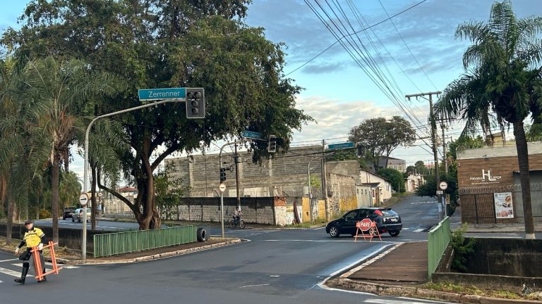 Furto de fiação deixam semáforos sem