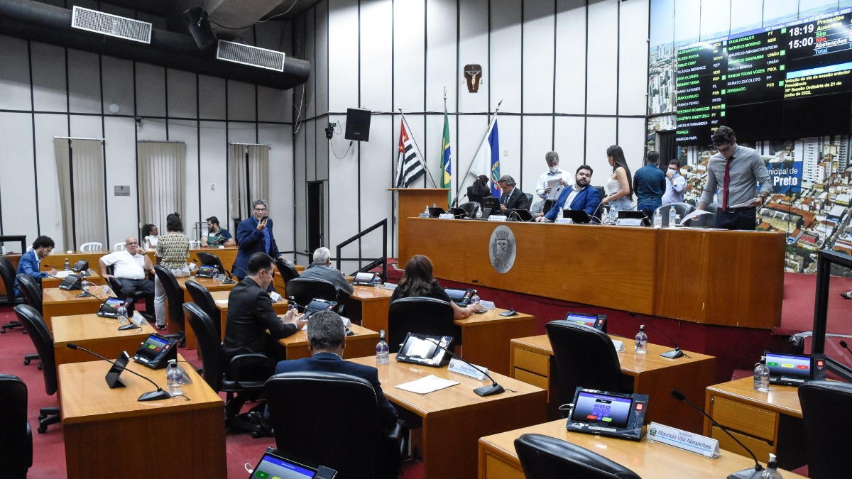 Câmara nova composição