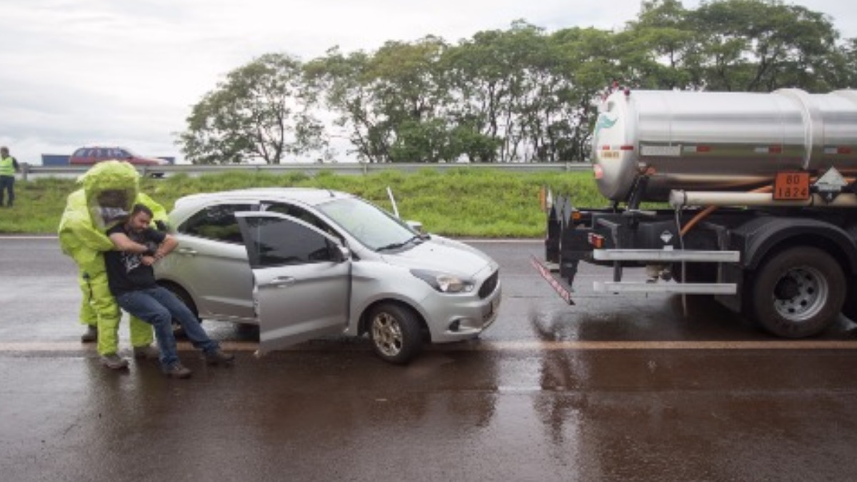 Concessionária realiza simulação de acidente