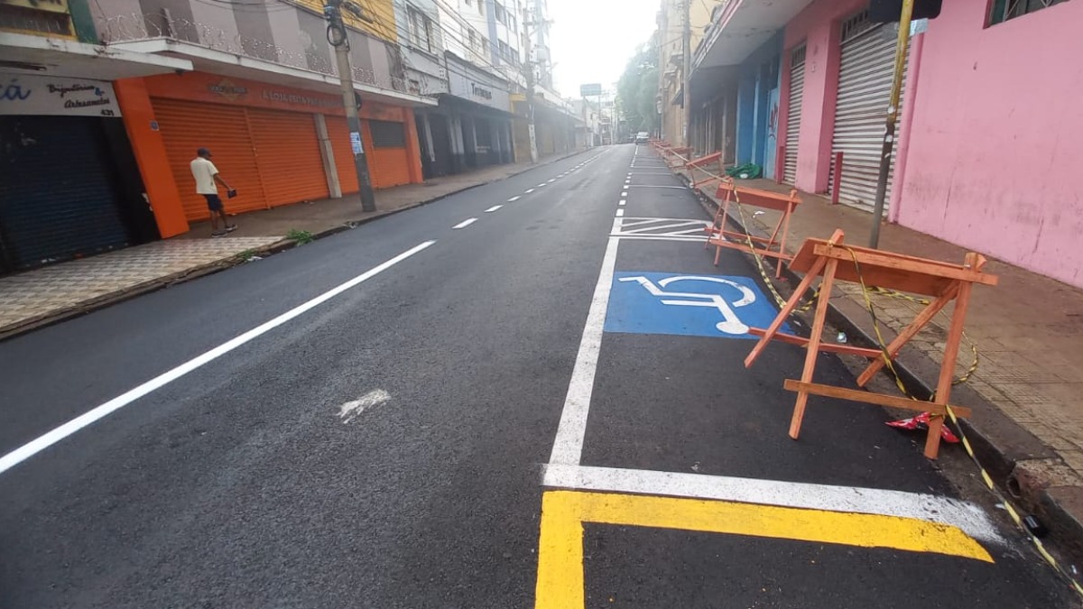 RP Mobi realiza pintura de solo