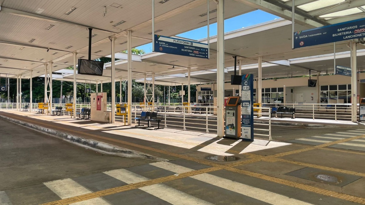 pedir carona trabalho