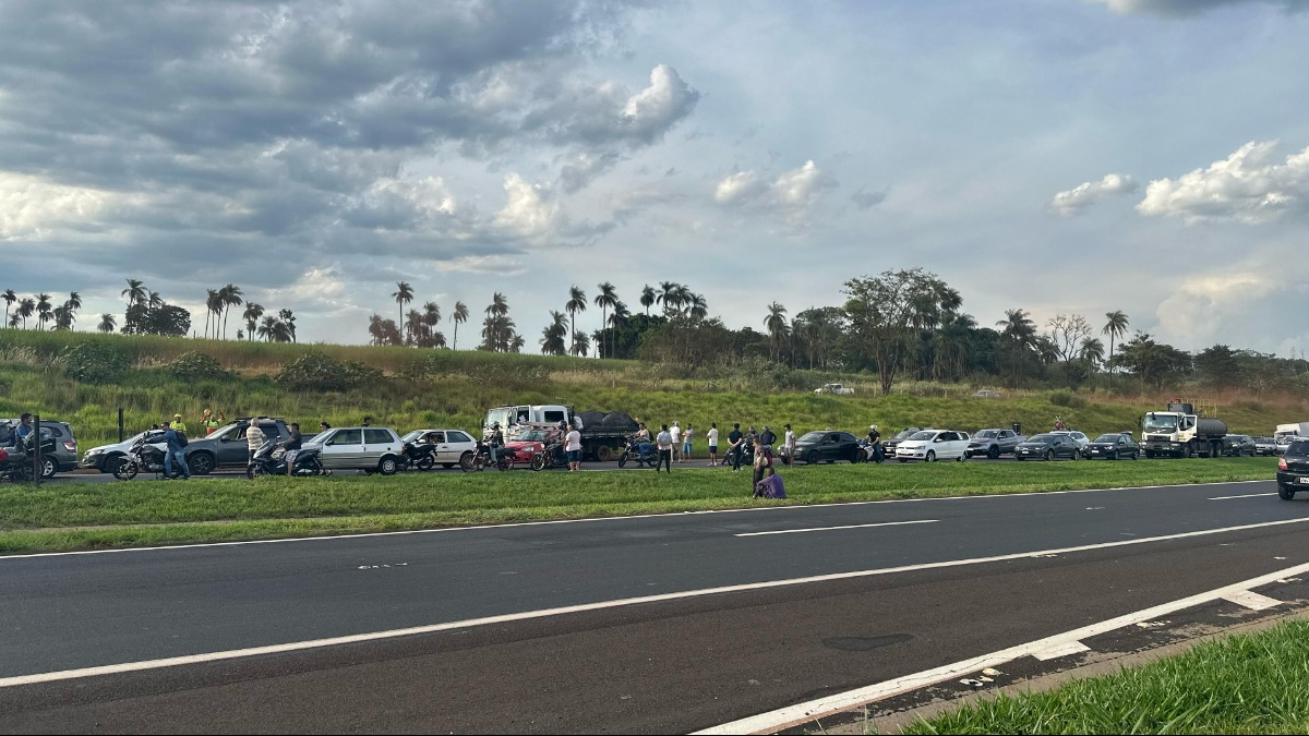 acidente na Cândido Portinari