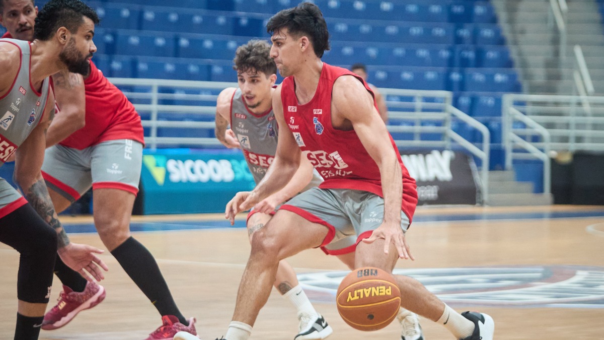 Franca Basquete tem clássico contra o