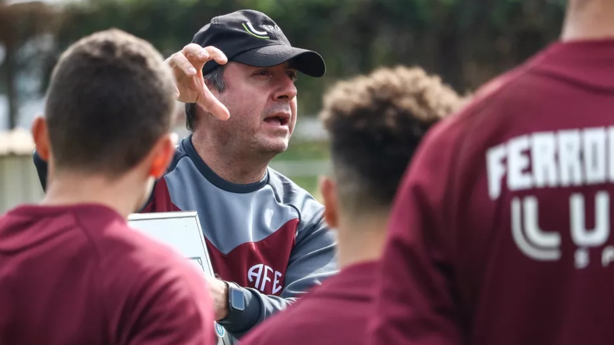 Vinicius Munhoz treinador